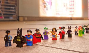 Lego Batman 2 queue